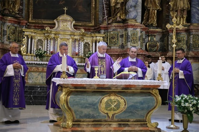 Misa zadušnica za biskupa Marka Culeja o 16. obljetnici smrti